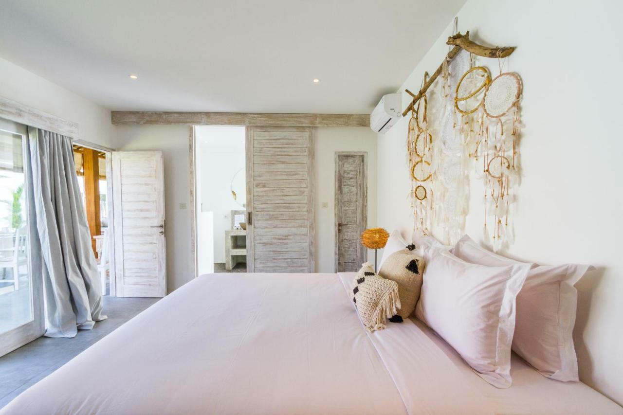 Villa Opaline By Alfred In Bali เซมินยัค ภายนอก รูปภาพ
